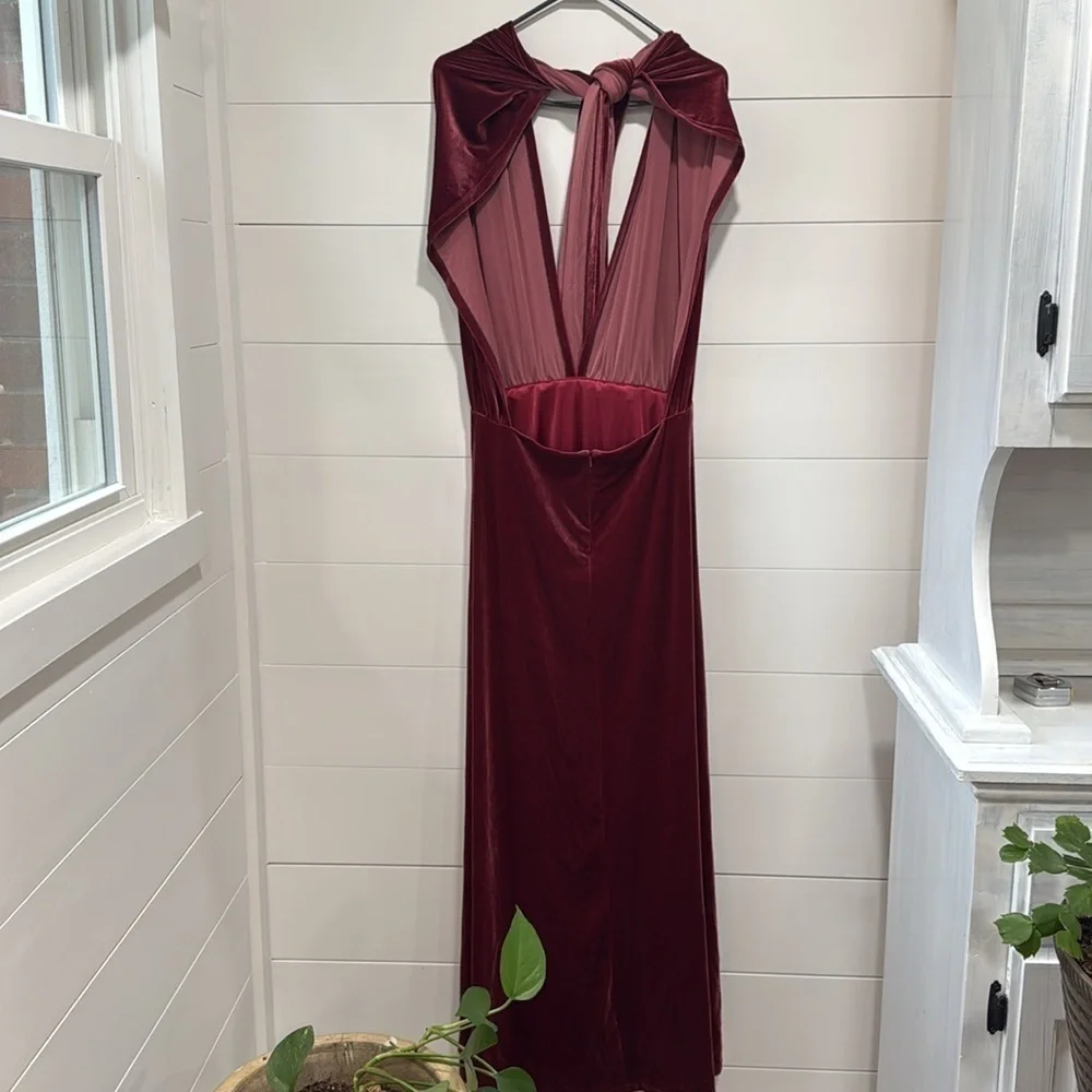 Revelry Micah Convertible Velvet Maxi Dress in Romantic Rose Red Size Medium